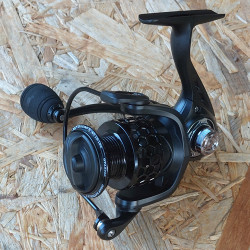 Outfish Black Jack Spin Reel 2000 Size